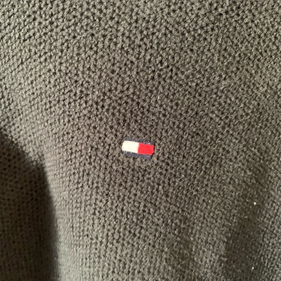 🤩 3 for $20 / Tommy Hilfiger Half Zip Black Sweater - Picture 4 of 4